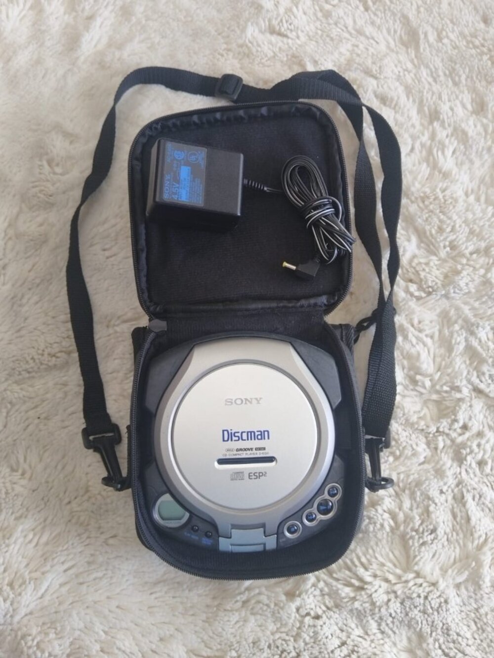 Sony Discman D-EG5 Portable CD Player Silver ESP2 Megabass with Power Adapter &